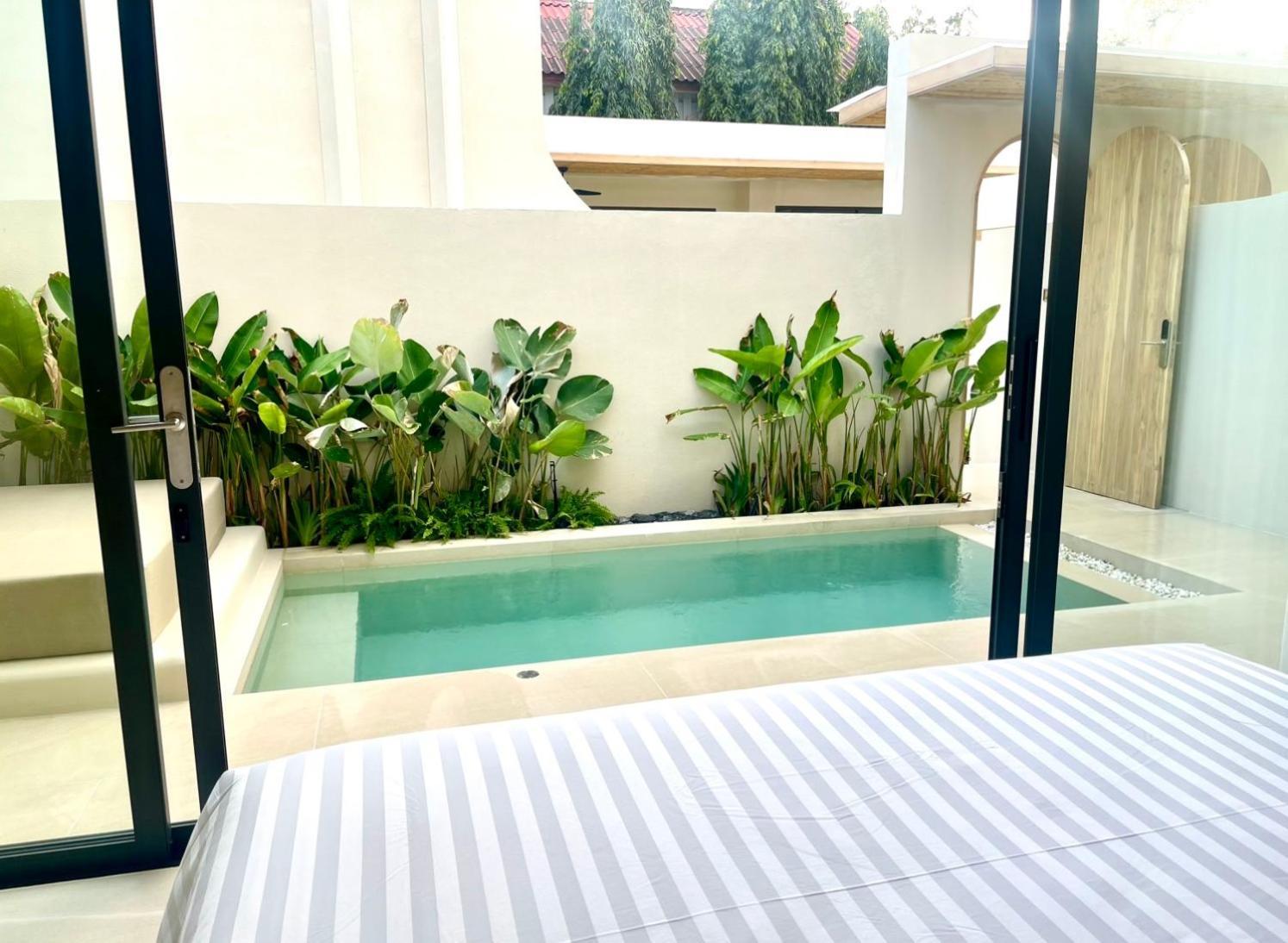 Eden Resort & Villas Phuket Patong Exterior photo