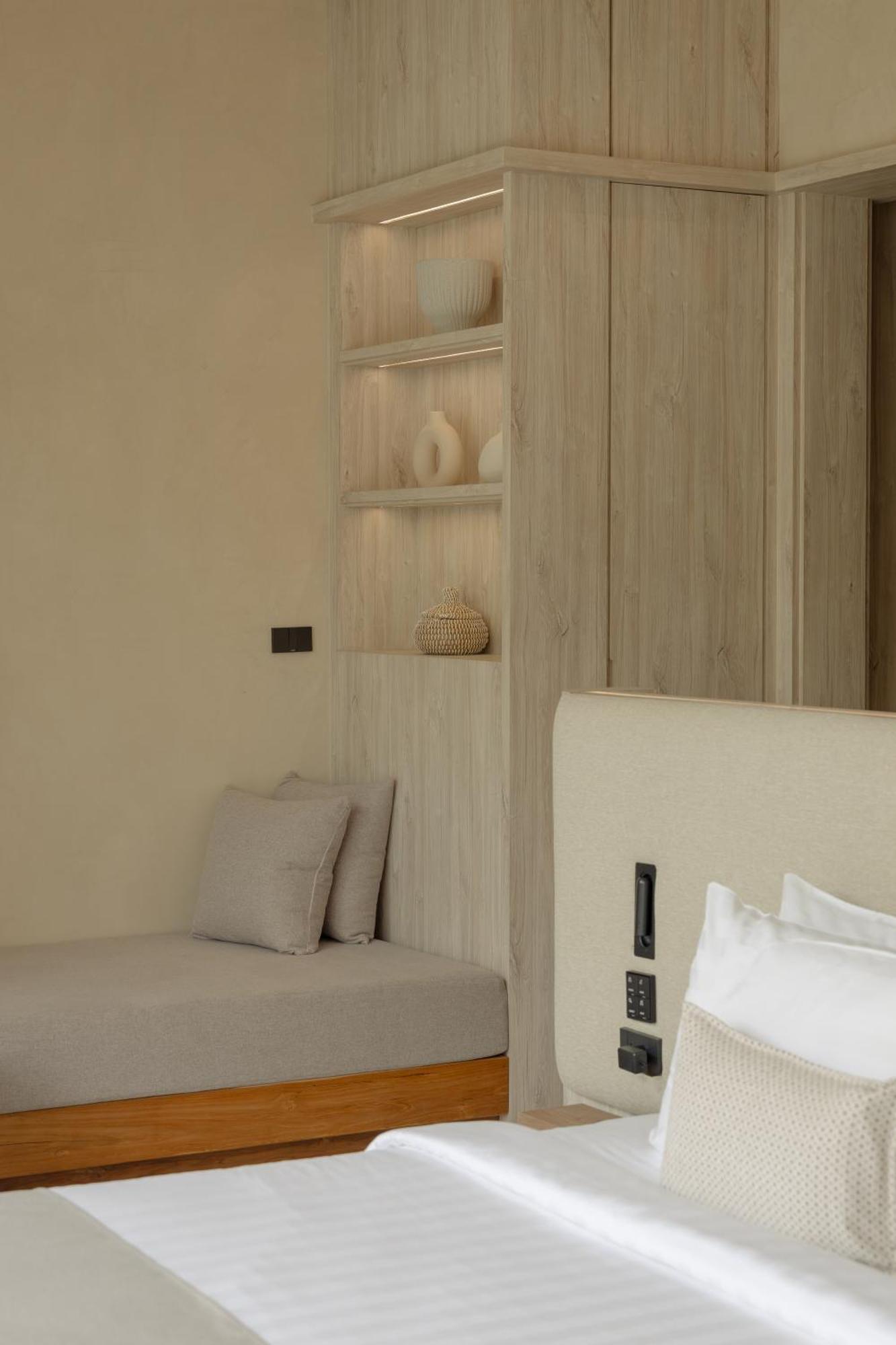 Eden Resort & Villas Phuket Patong Exterior photo