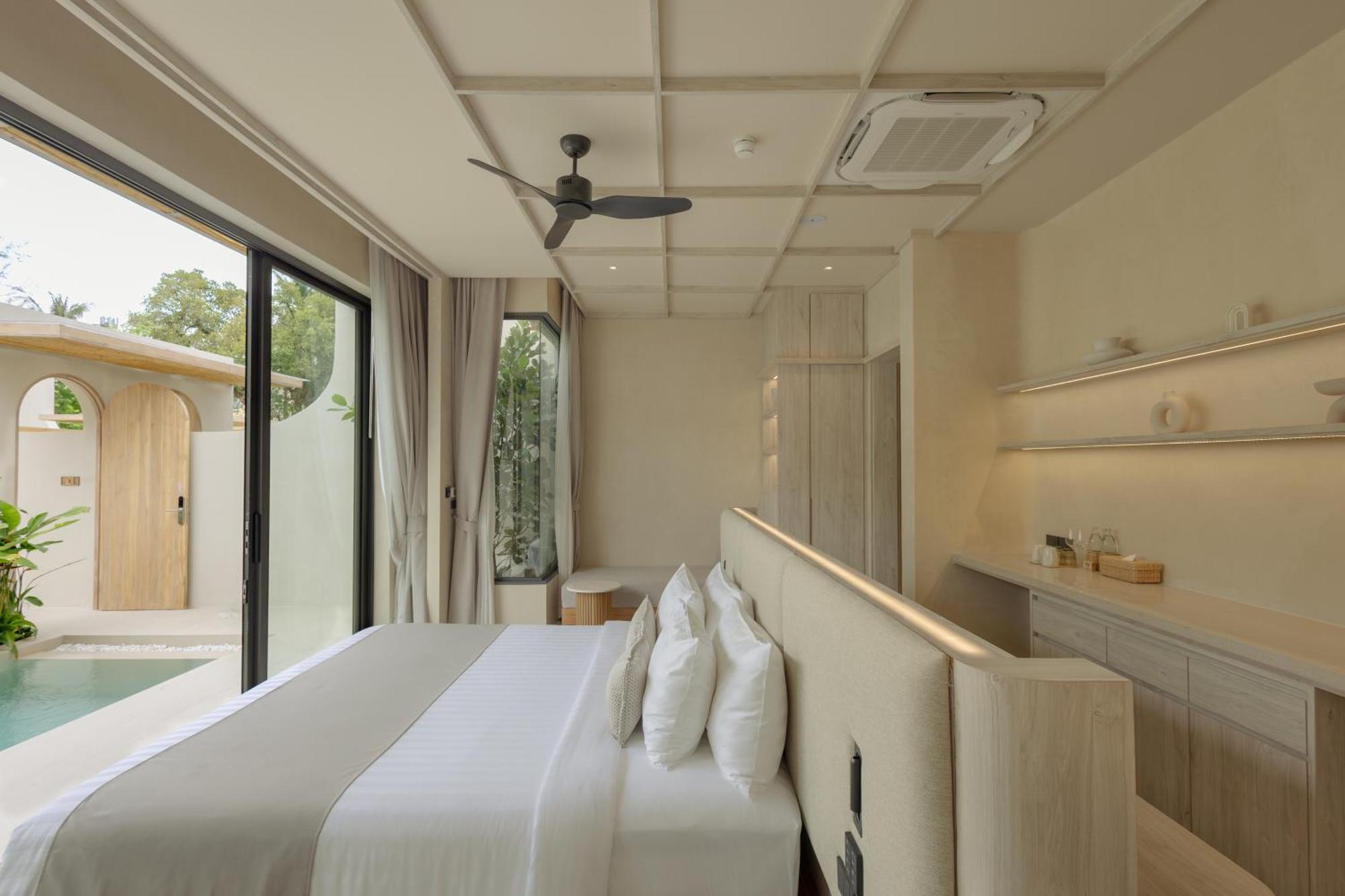 Eden Resort & Villas Phuket Patong Exterior photo
